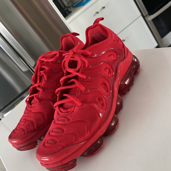 Vapor max plus Nike size 10 red - Picture 3 of 7